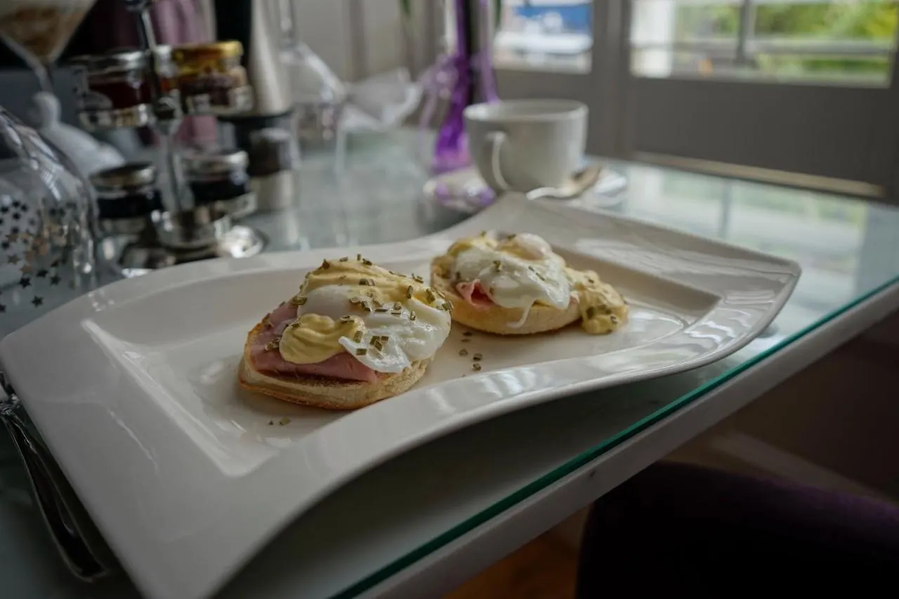**** Bed & Breakfast Cartref Guest House Carlisle  Regno Unito